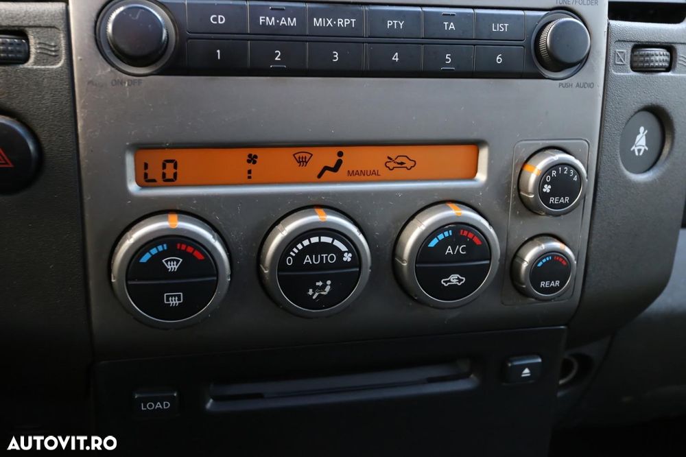 Nissan Pathfinder 2.5 dCi Premium - 27