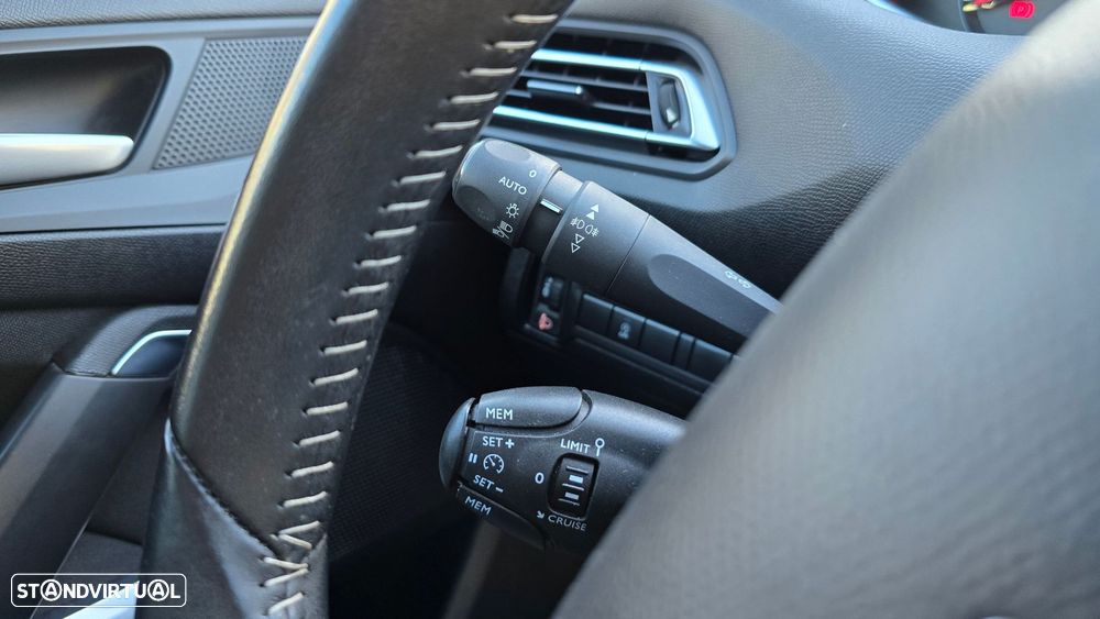 Peugeot 308 1.5 BlueHDi Style - 14