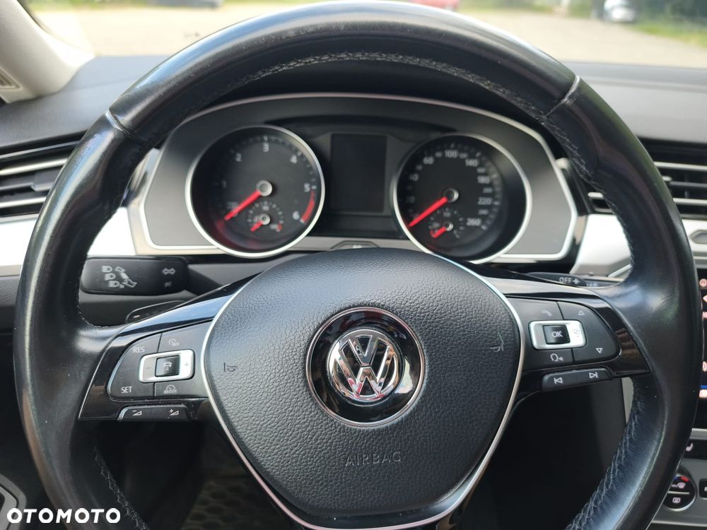 Volkswagen Passat 2.0 TDI BMT SCR Comfortline DSG7 - 19