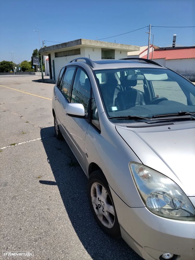 Toyota Corolla Verso 2.0 D-4D Sol TAE - 4