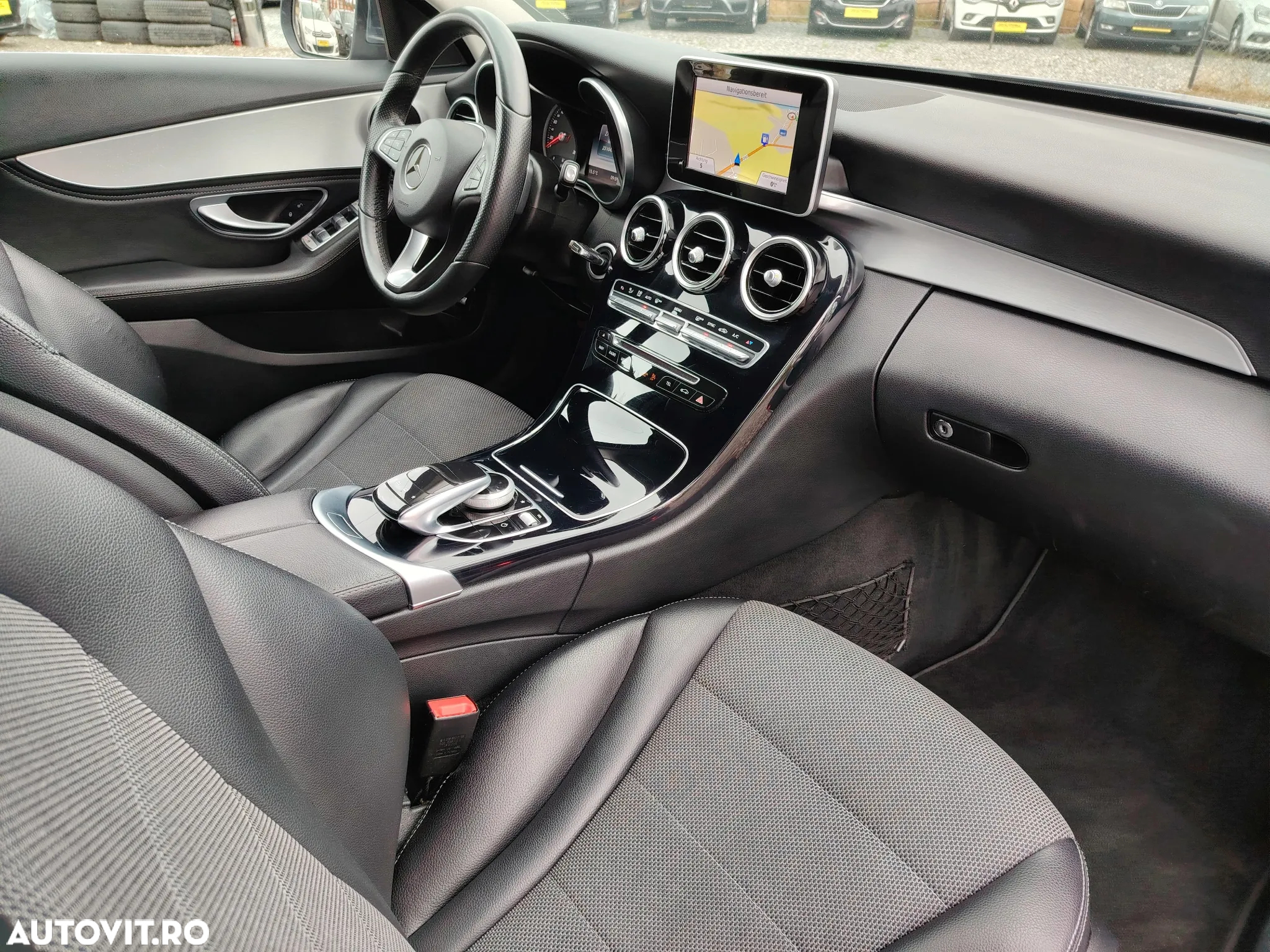 Mercedes-Benz C 200 (BlueTEC) d T 7G-TRONIC - 2