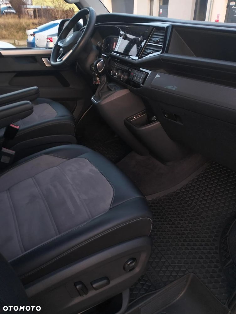 Volkswagen Multivan - 14