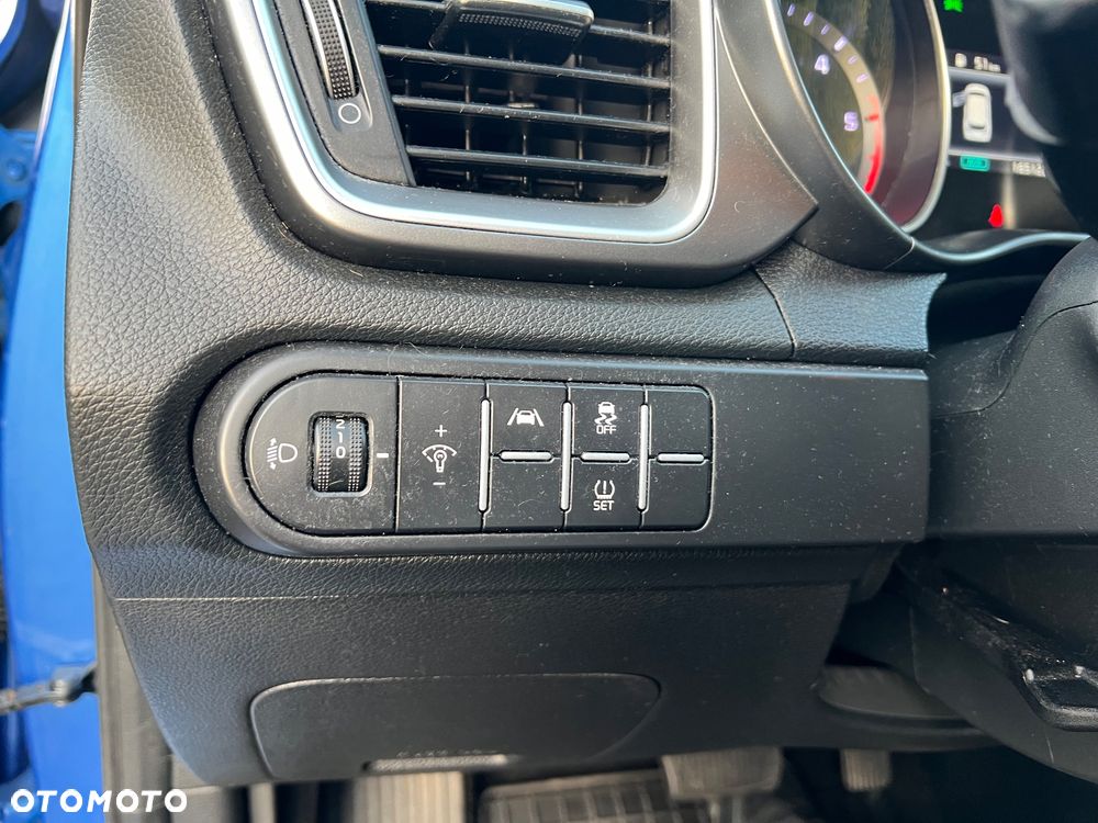 Kia Ceed ver-1-6-crdi-scr-l-business-line-dct - 29