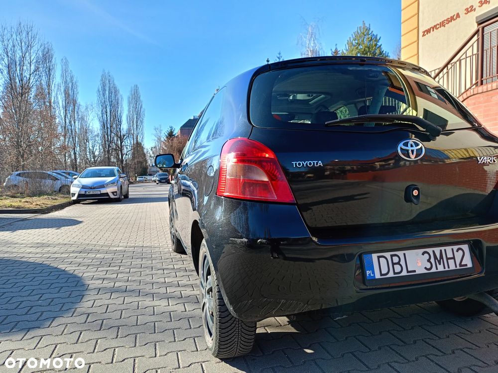 Toyota Yaris - 2