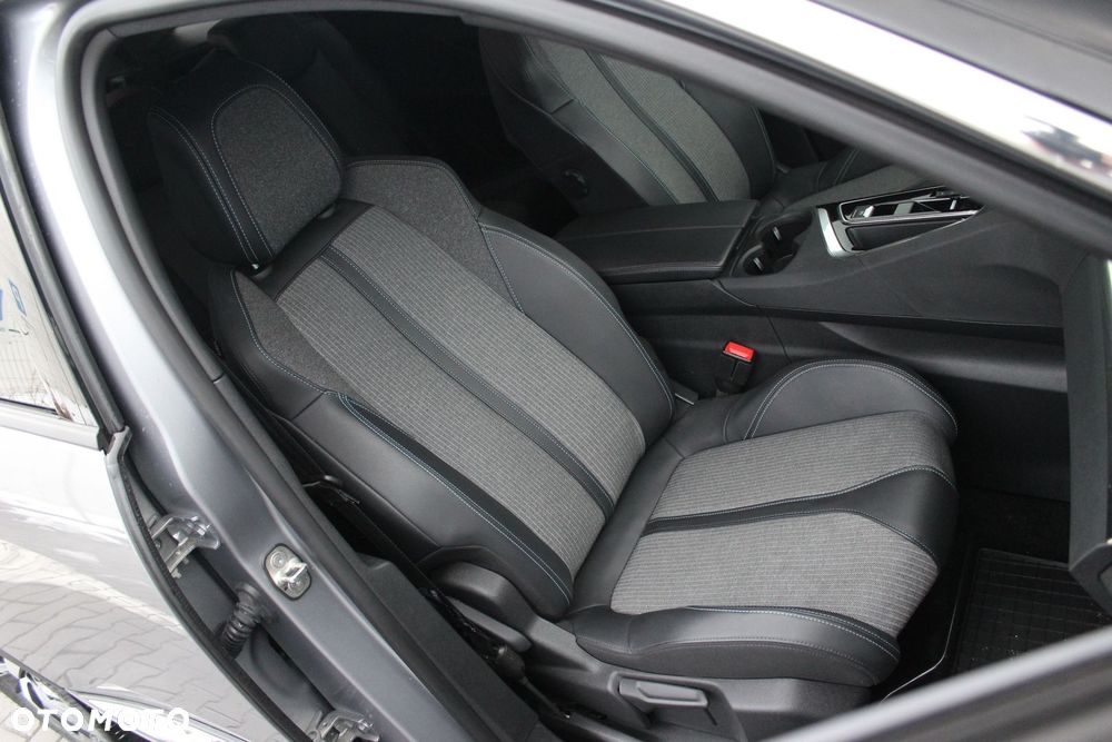 Peugeot 5008 1.5 BlueHDi Allure S&S EAT8 - 11