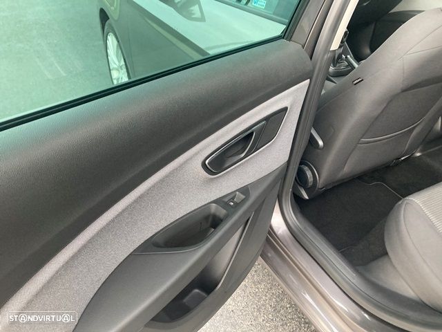 SEAT Leon ST 1.6 TDI Style S/S - 38