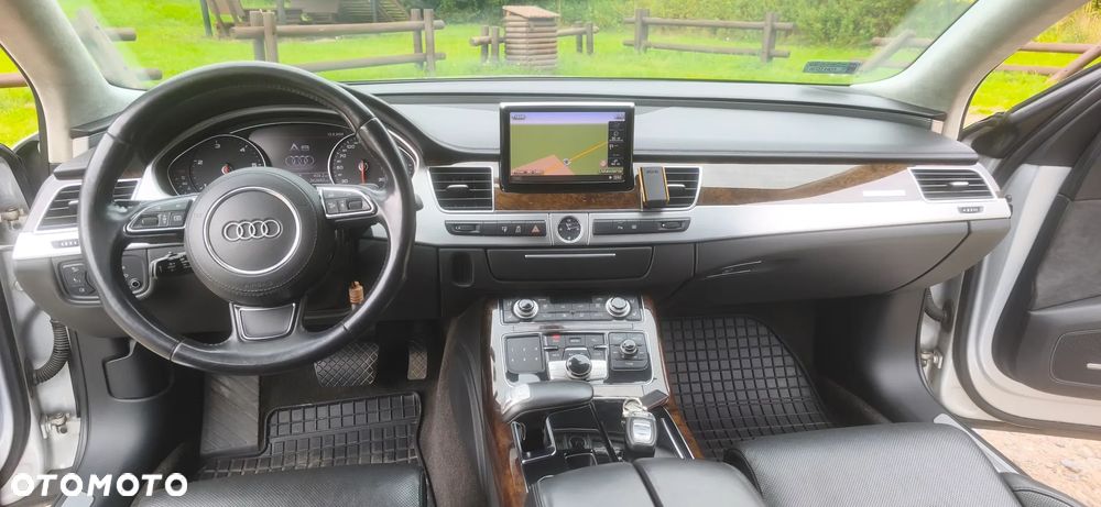 Audi A8 4.2 TDI Quattro - 30