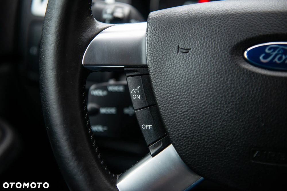 Ford Focus C-Max 1.6 Platinium X - 31