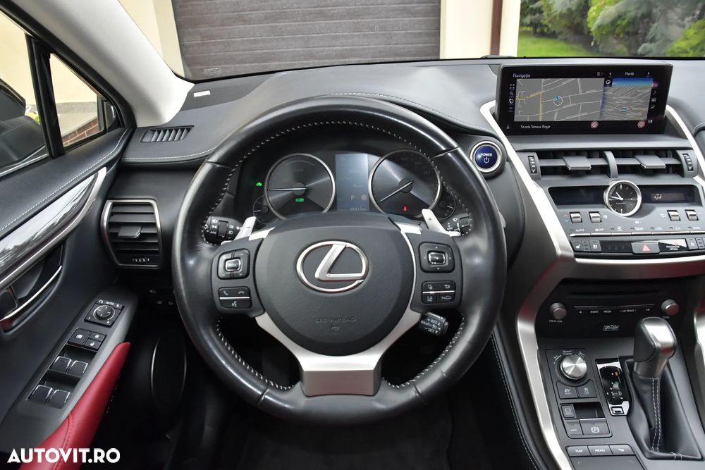 Lexus Seria NX 300h AWD Luxury - 33