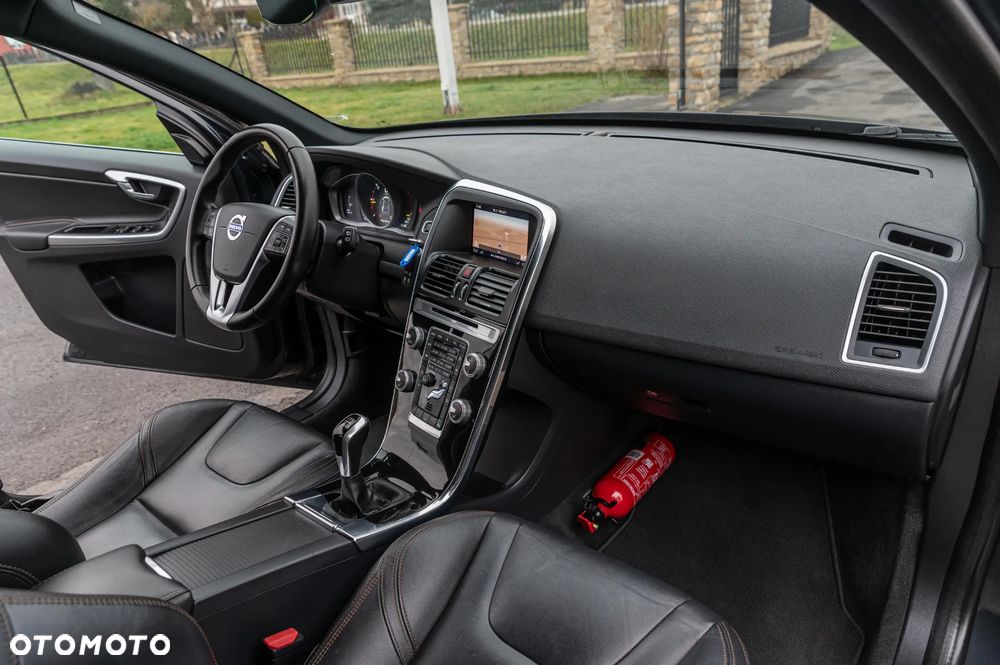 Volvo XC 60 D3 Momentum - 26