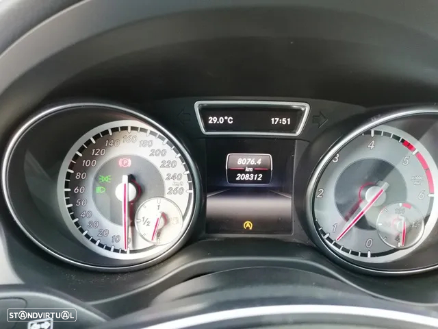 Mercedes-Benz CLA 200 (CDI) d AMG Line - 19