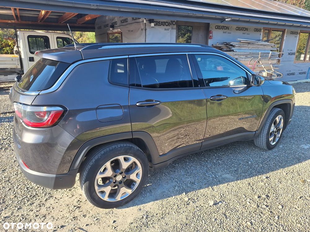 Jeep Compass 2019 photo 2