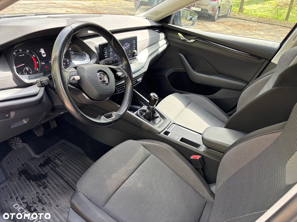 Skoda Octavia 1.5 TSI ACT Ambition - 3