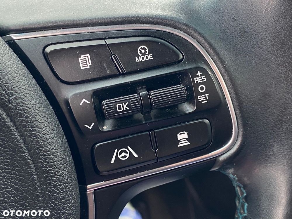 Kia Niro 64kWh M - 24