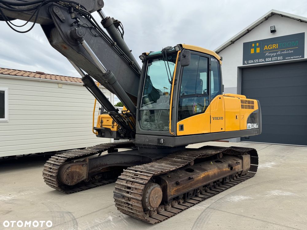 Volvo EC 240 CNL - 2