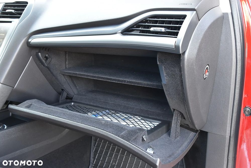 Ford Mondeo - 40