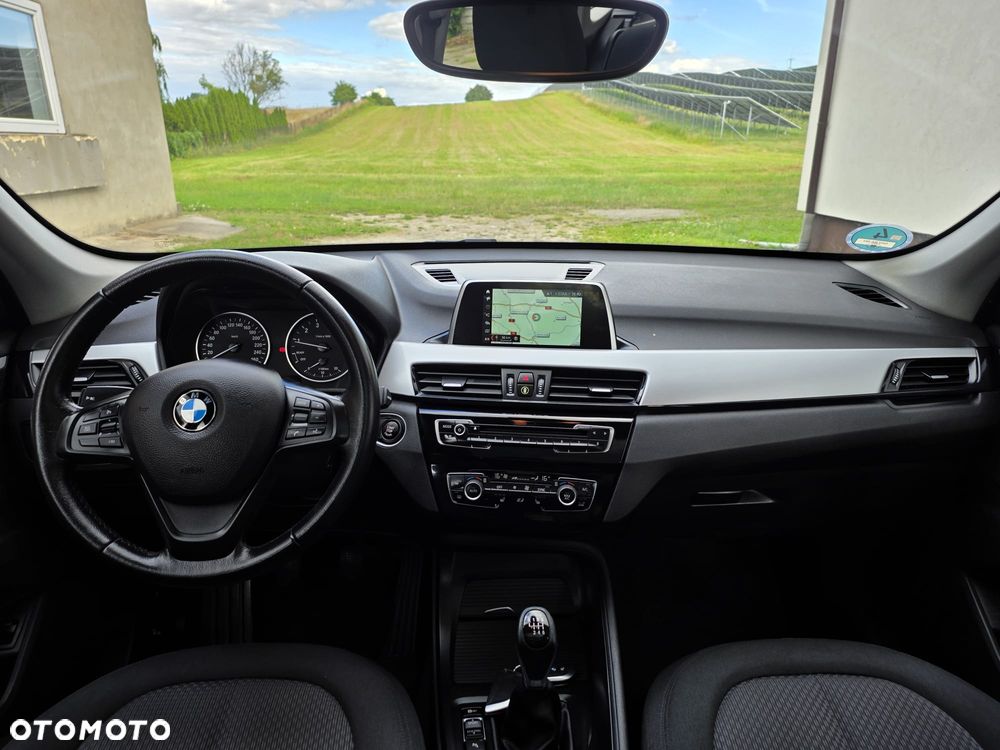 BMW X1 sDrive18i - 6