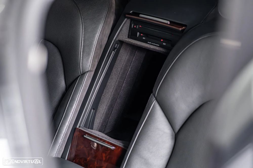 Audi A8 2.0 TFSi Hybrid Tiptronic - 28