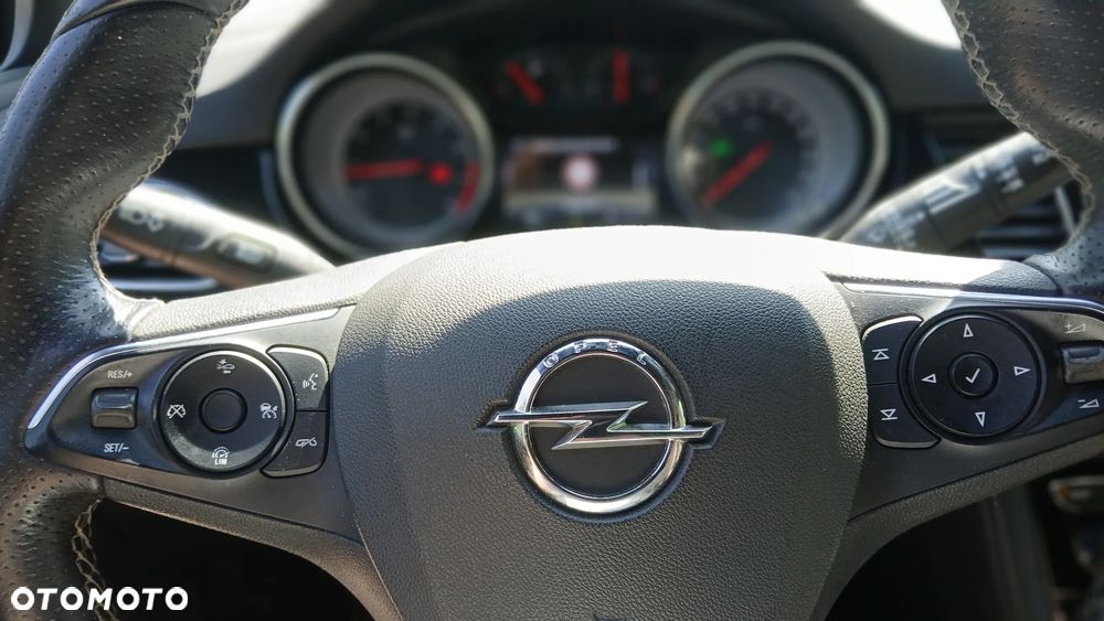 Opel Astra - 16