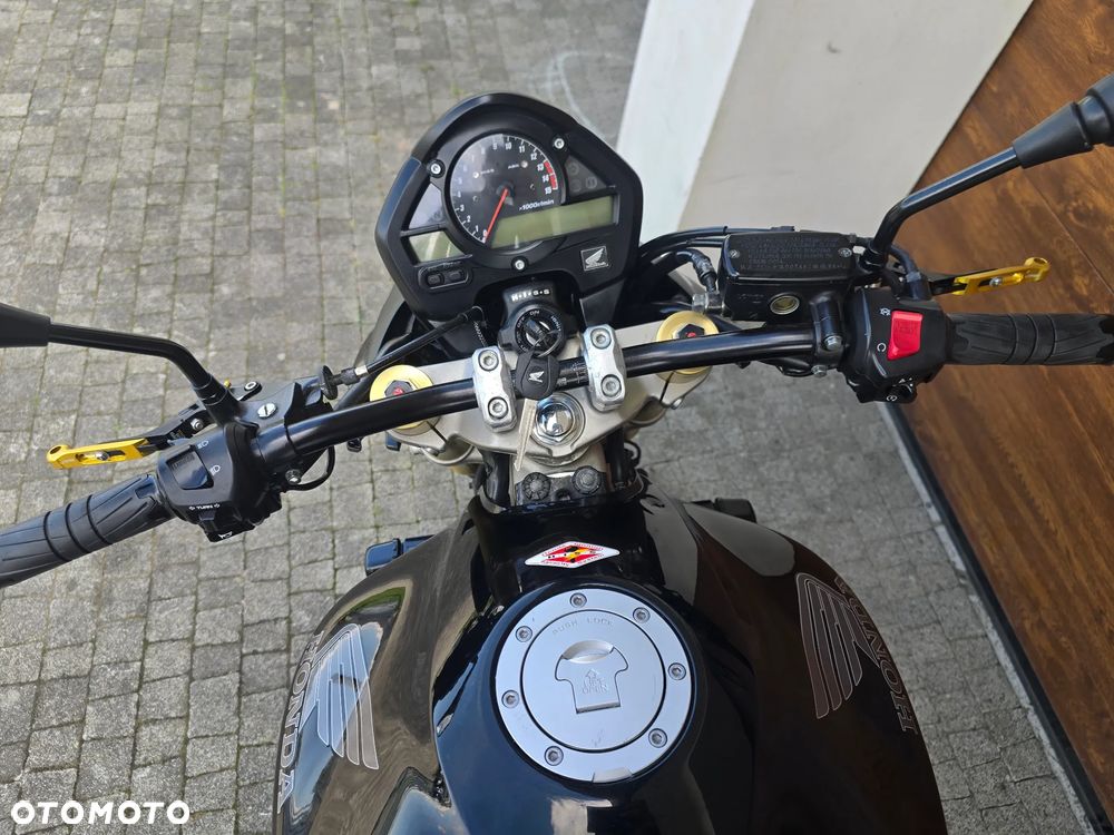 Honda CB - 9