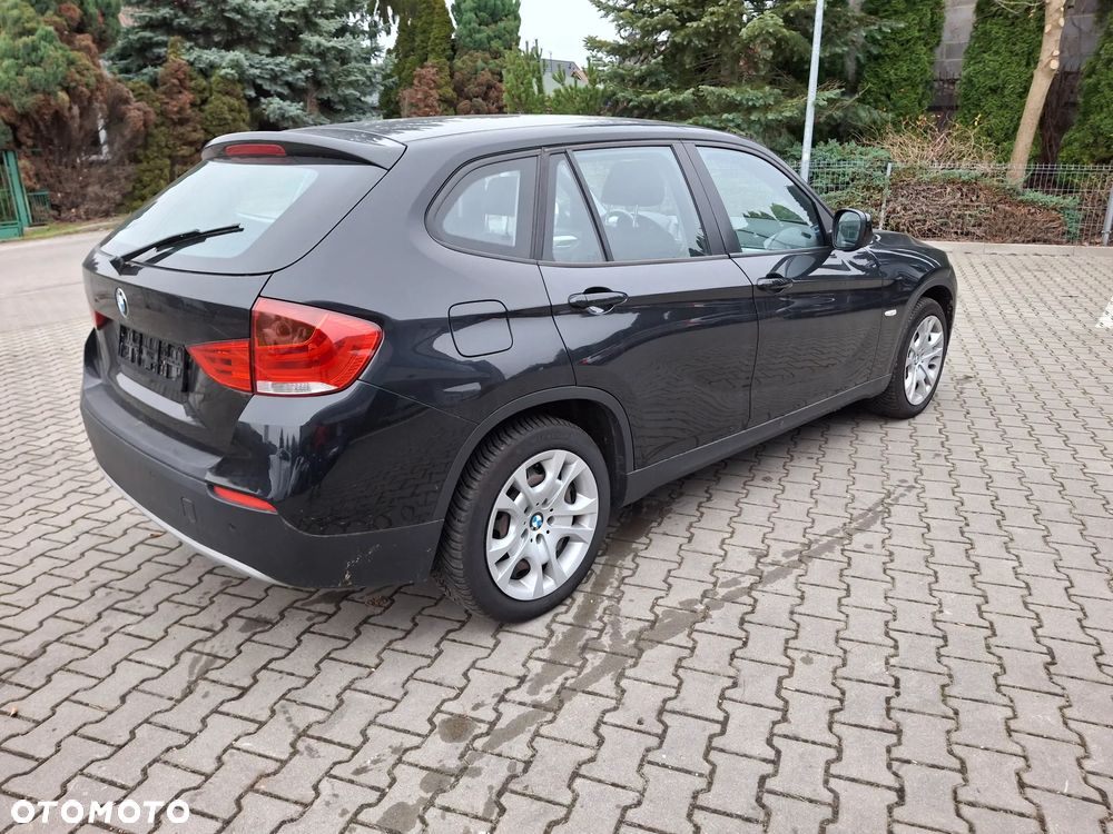 BMW X1 ver-sdrive20i - 16