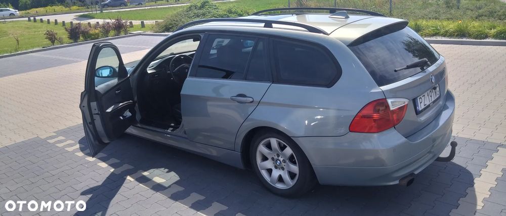 BMW Seria 3 320d - 10