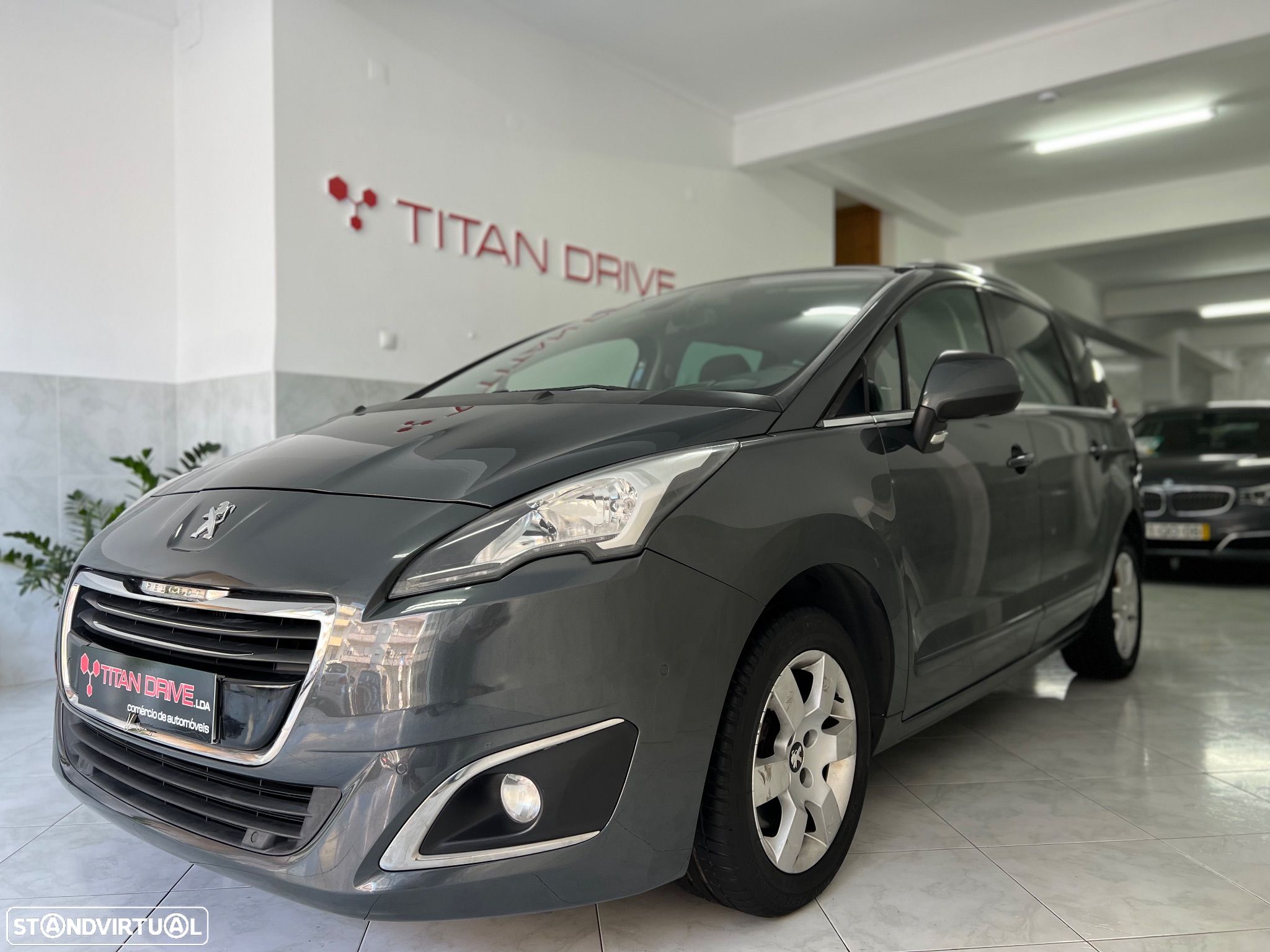 Peugeot 5008 1.6 BlueHDi Allure - 1