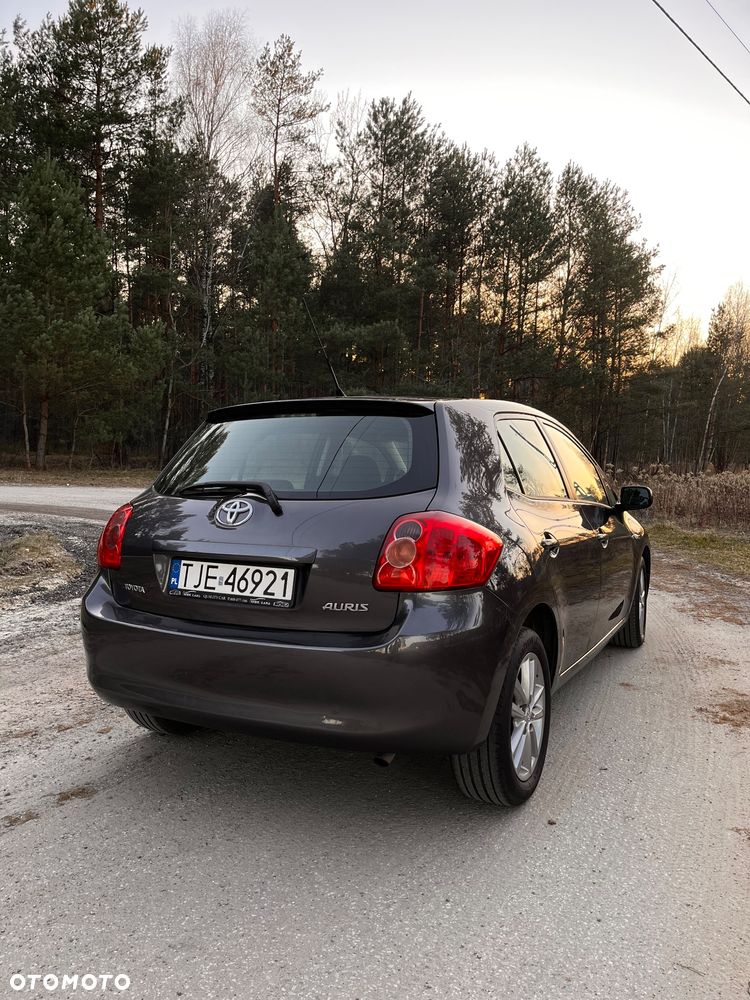 Toyota Auris 1.4 D-4D Luna - 3