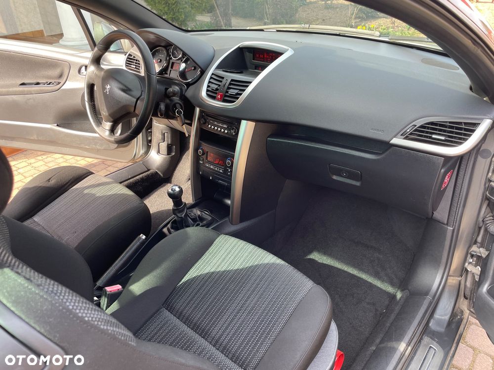 Peugeot 207 CC 120 VTi Premium - 22