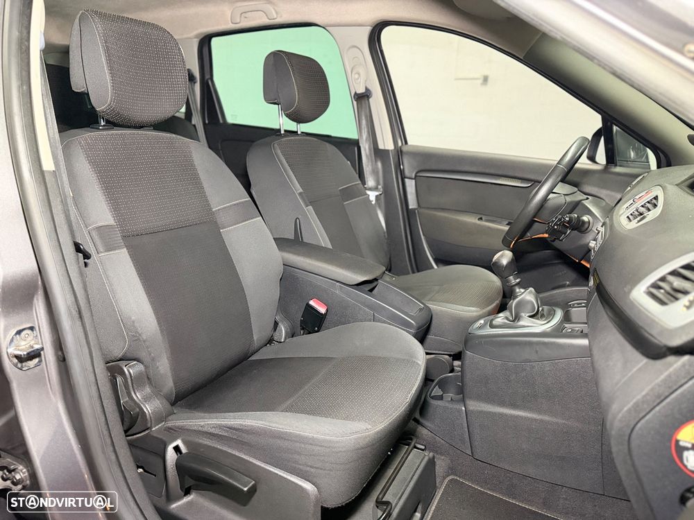 Renault Grand Scénic 1.5 dCi Dynamique S 7L - 13
