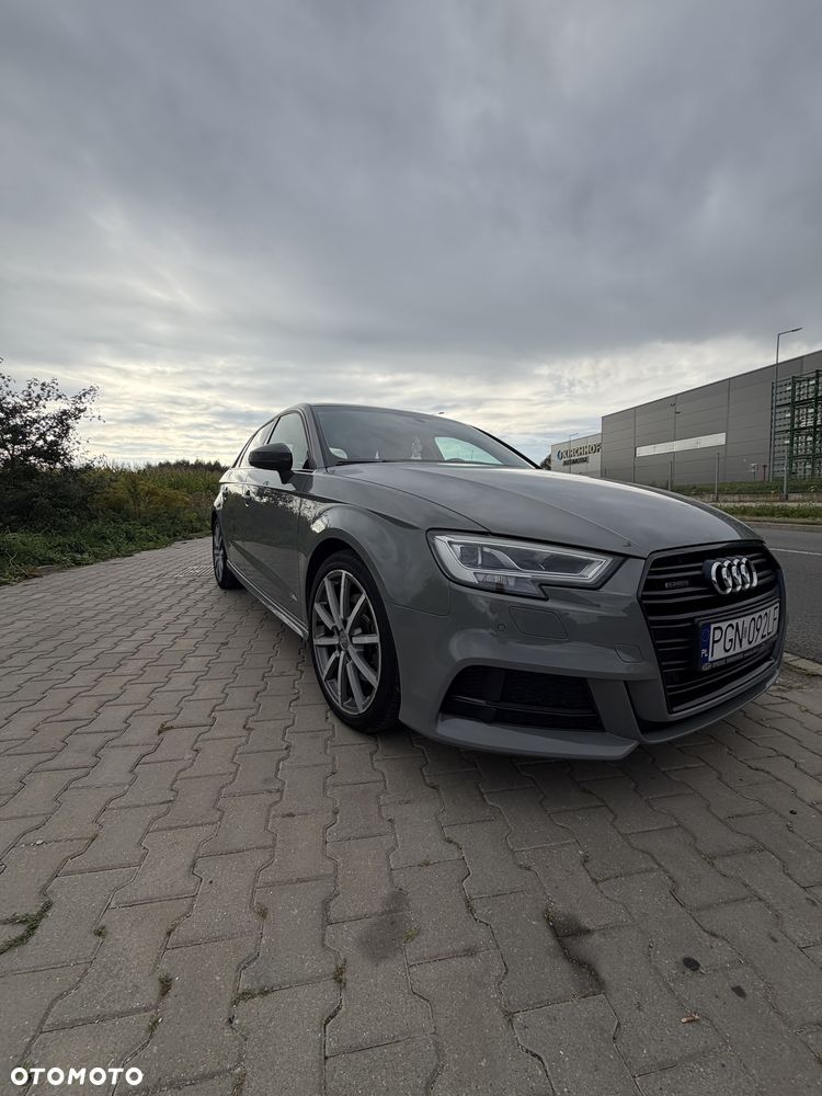 Audi A3 Sportback - 1