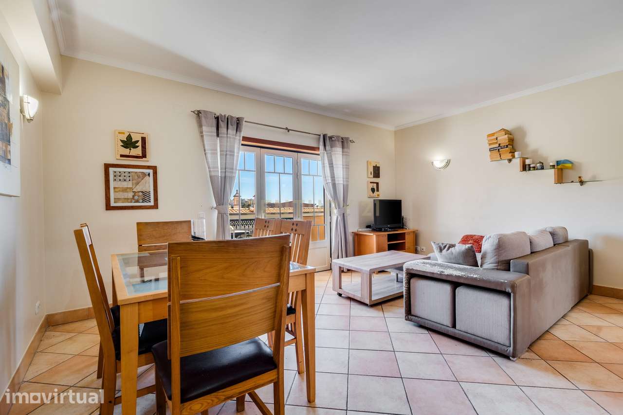 Apartamento T2 com Vista Mar, Terraço, Piscina e Estacionamento no Pát - Grande imagem: 5/28