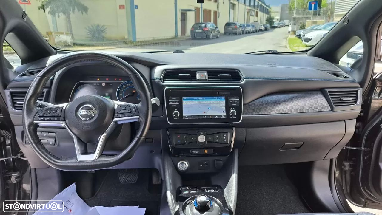 Nissan Leaf N-Connecta - 9