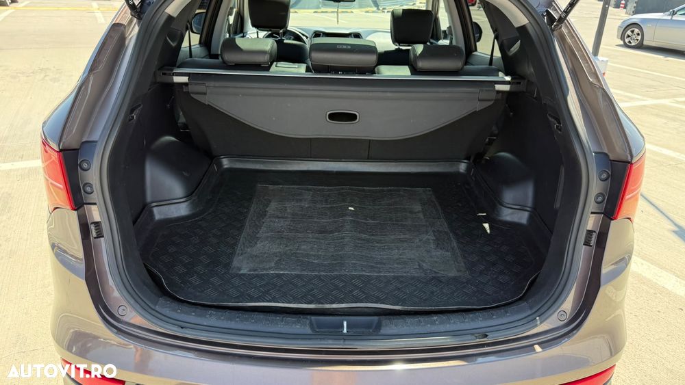 Hyundai Santa Fe 2.2 CRDi 4WD Luxury Pack+ - 9