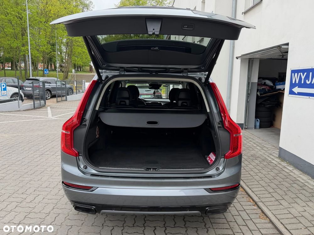 Volvo XC 90 D5 AWD Geartronic RDesign - 20