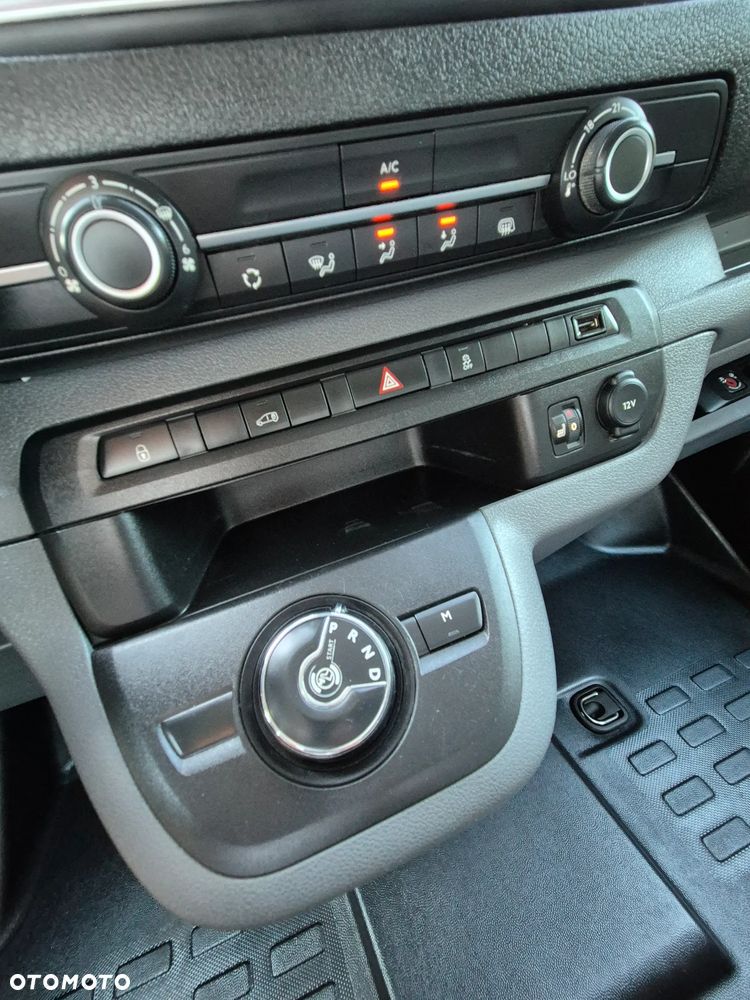 Citroën Jumpy 2.0HDI 180koni At6 2018r Klima Kamera Blis Super stan - 24