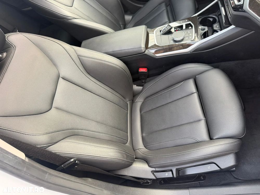 BMW Seria 3 320d xDrive AT MHEV - 22