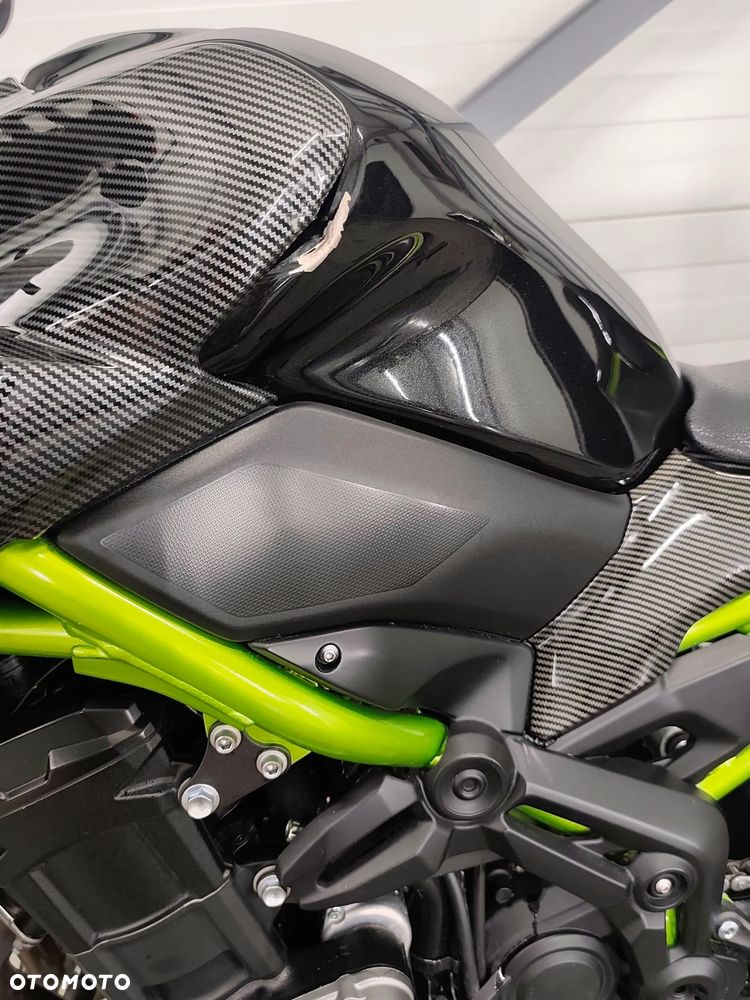 Kawasaki Z 900 - 13