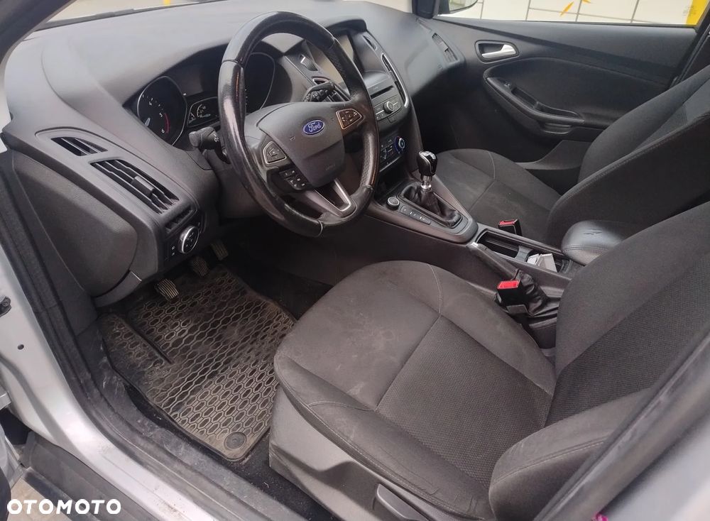 Ford Focus 2.0 TDCi Titanium ASS - 15