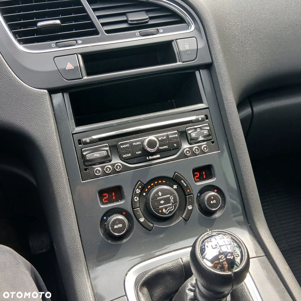 Peugeot 5008 1.6 BlueHDi Active 7os - 11