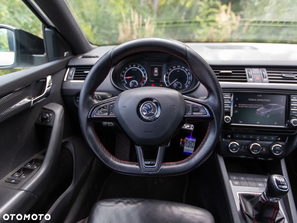 Skoda Octavia 2.0 TDI RS - 22