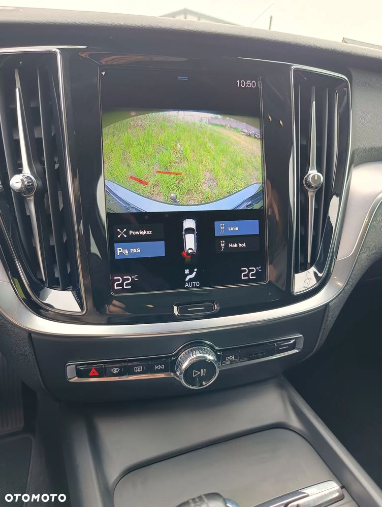 Volvo V60 B3 B Momentum - 16