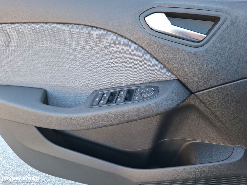 Renault Clio 1.0 TCe Techno Bi-Fuel - 18