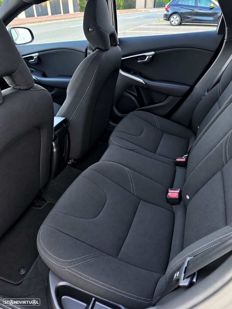 Volvo V40 1.6 D2 Eco Kinetic - 17