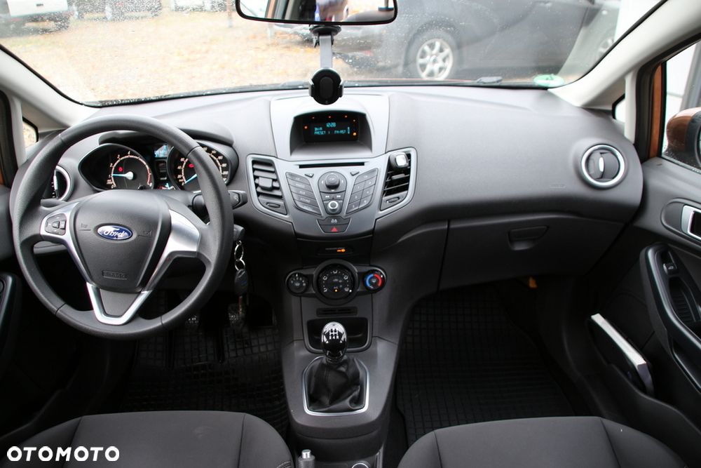 Ford Fiesta 1.25 Ambiente - 27