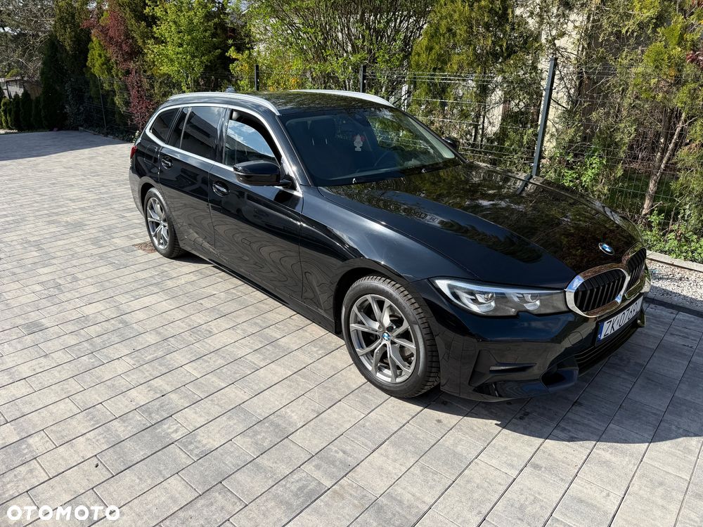 BMW Seria 3 320d Sport Line - 13