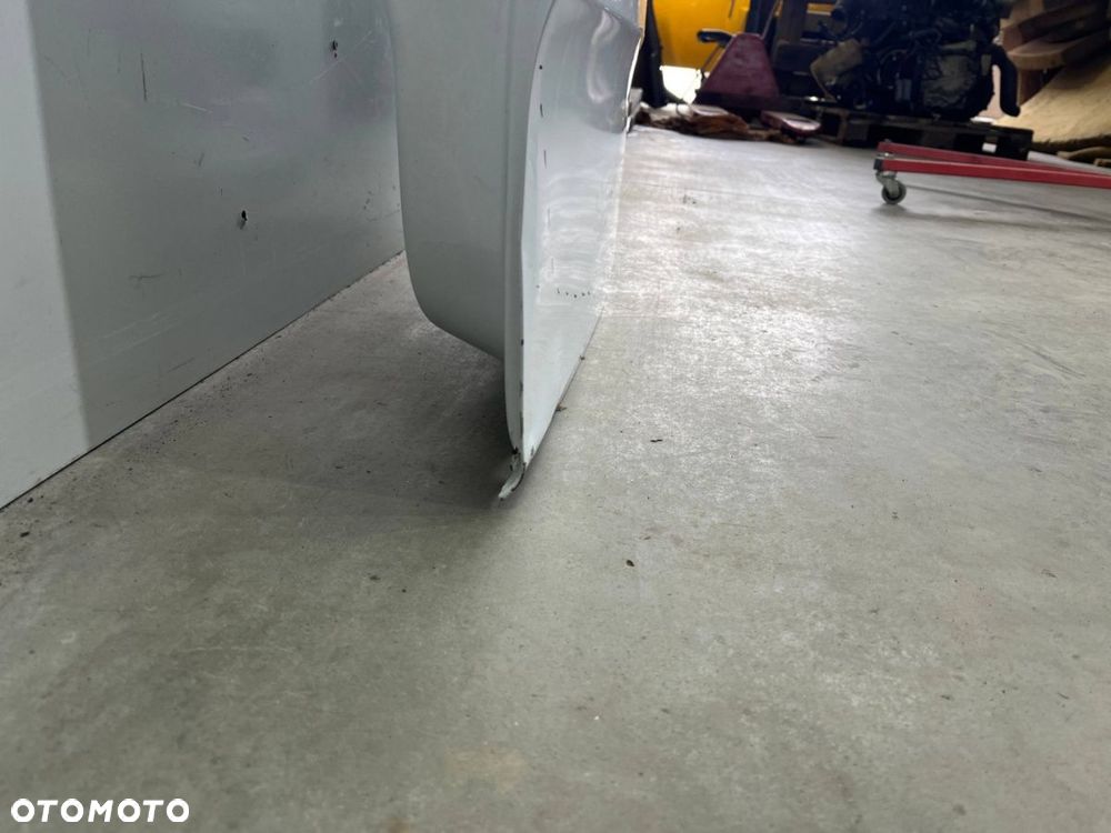 Drzwi Mercedes w910 w907 sprinter 3 III 2018r.- prawe tylne na szybę wysokość 200cm. - 14