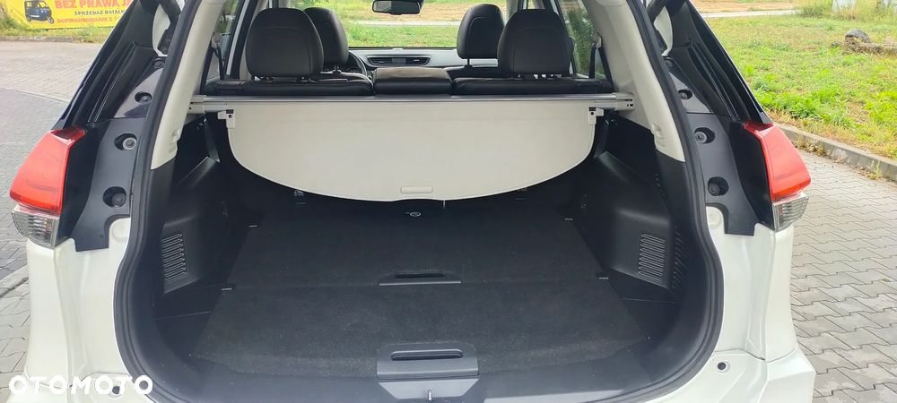 Nissan X-Trail 1.7 dCi Tekna 2WD - 32