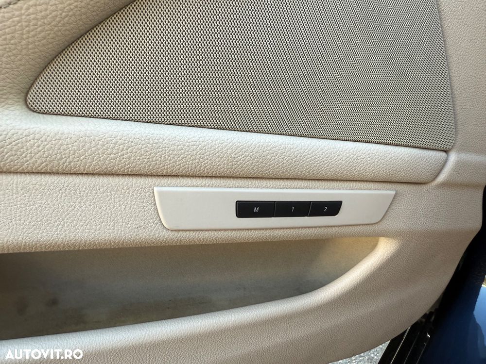 BMW Seria 5 530d xDrive - 16