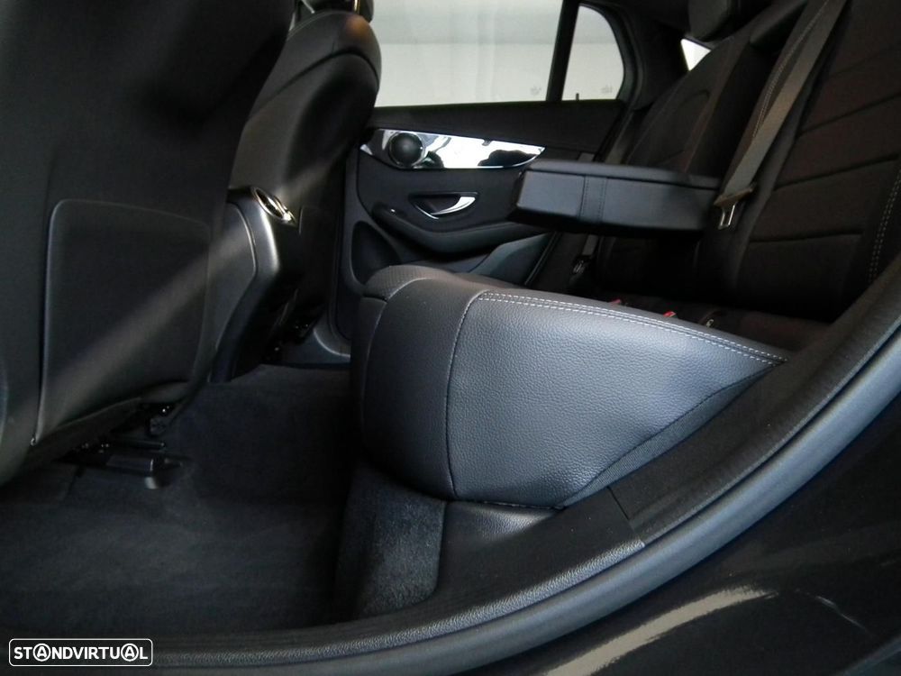 Mercedes-Benz GLC 300 de Coupé 4Matic - 13